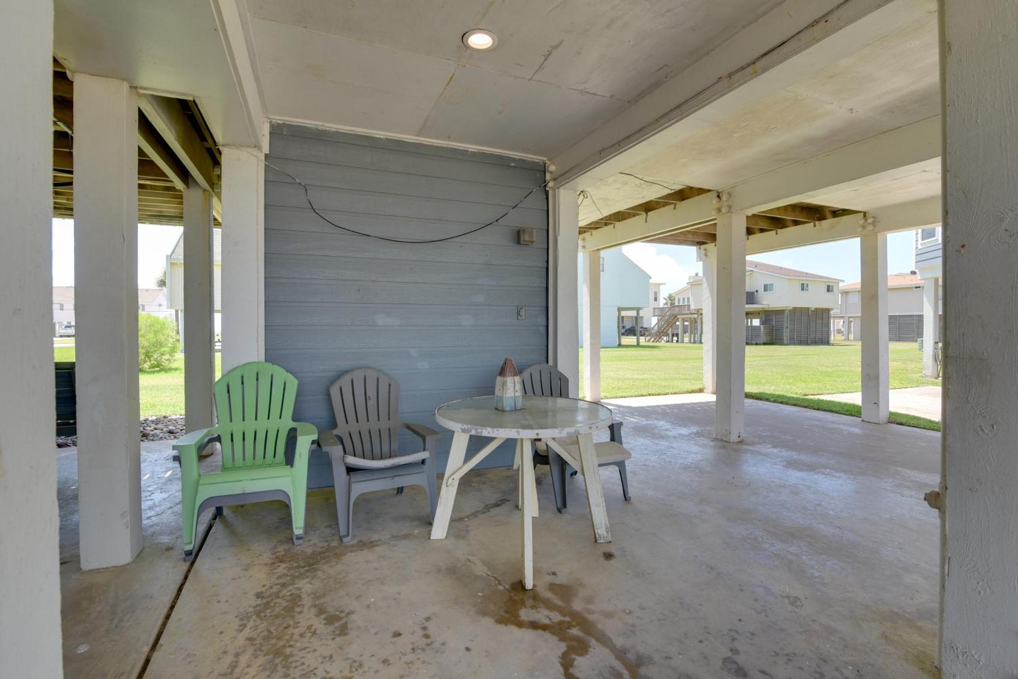 Galveston Townhome With Balconies Walk To Beach! المظهر الخارجي الصورة