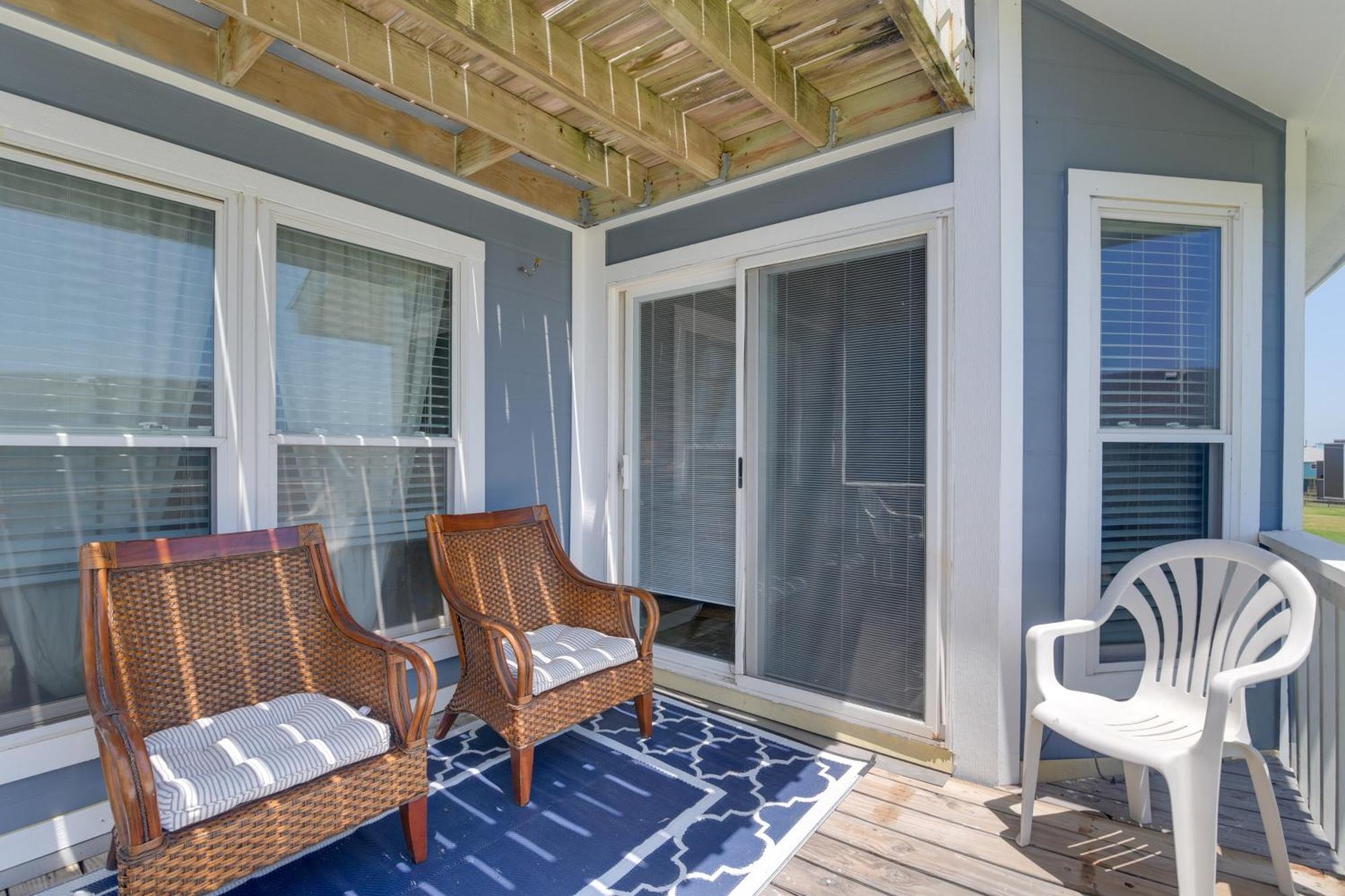 Galveston Townhome With Balconies Walk To Beach! المظهر الخارجي الصورة